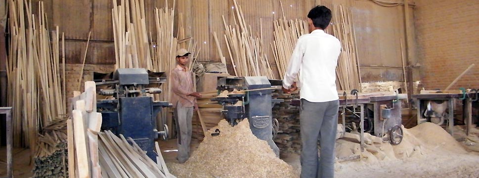 Molding and Margin Manufacturing in Delhi warehouse